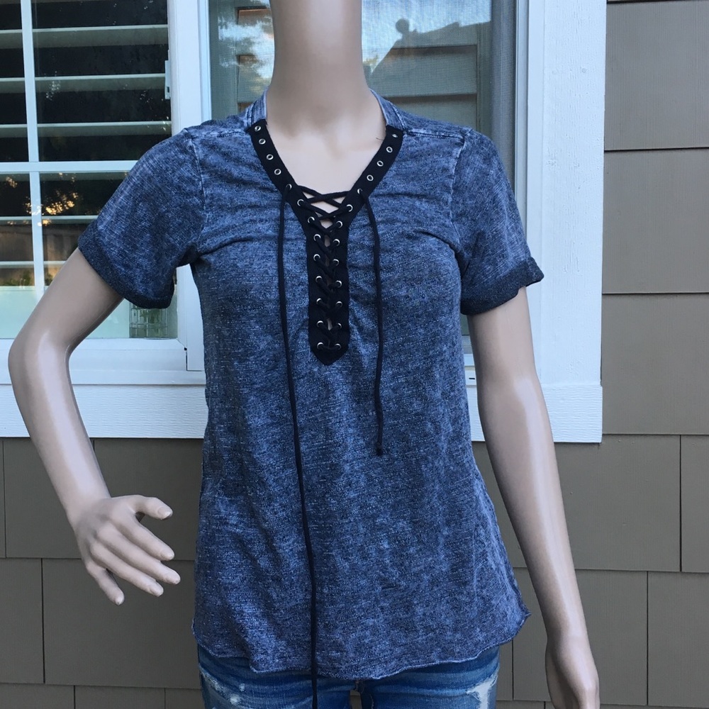 Buckle Grey Cross Top T Shirt XS